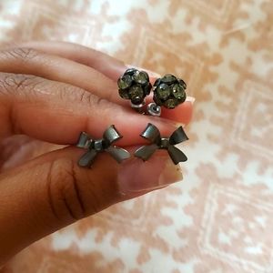 BUNDLE - 2 pair of earrings